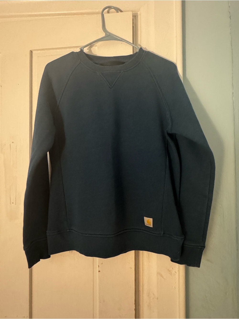 EUC. Carhartt Women’s Crewneck Sweatshirt - Dark Teal